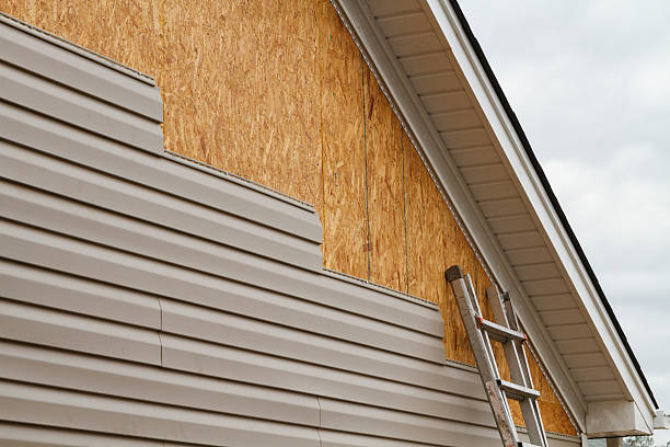 24/7 Emergency Siding Replacement experts in Clayton, NC